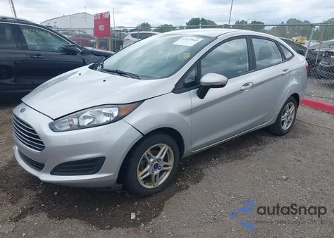2019 Ford Fiesta Se z USA, uszkodzony, nr VIN 3FADP4BJ9KM132058